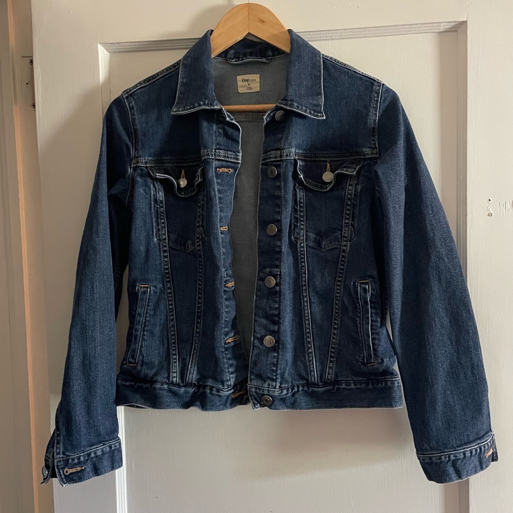 GAP Women's Dark wash Denim Jacket
